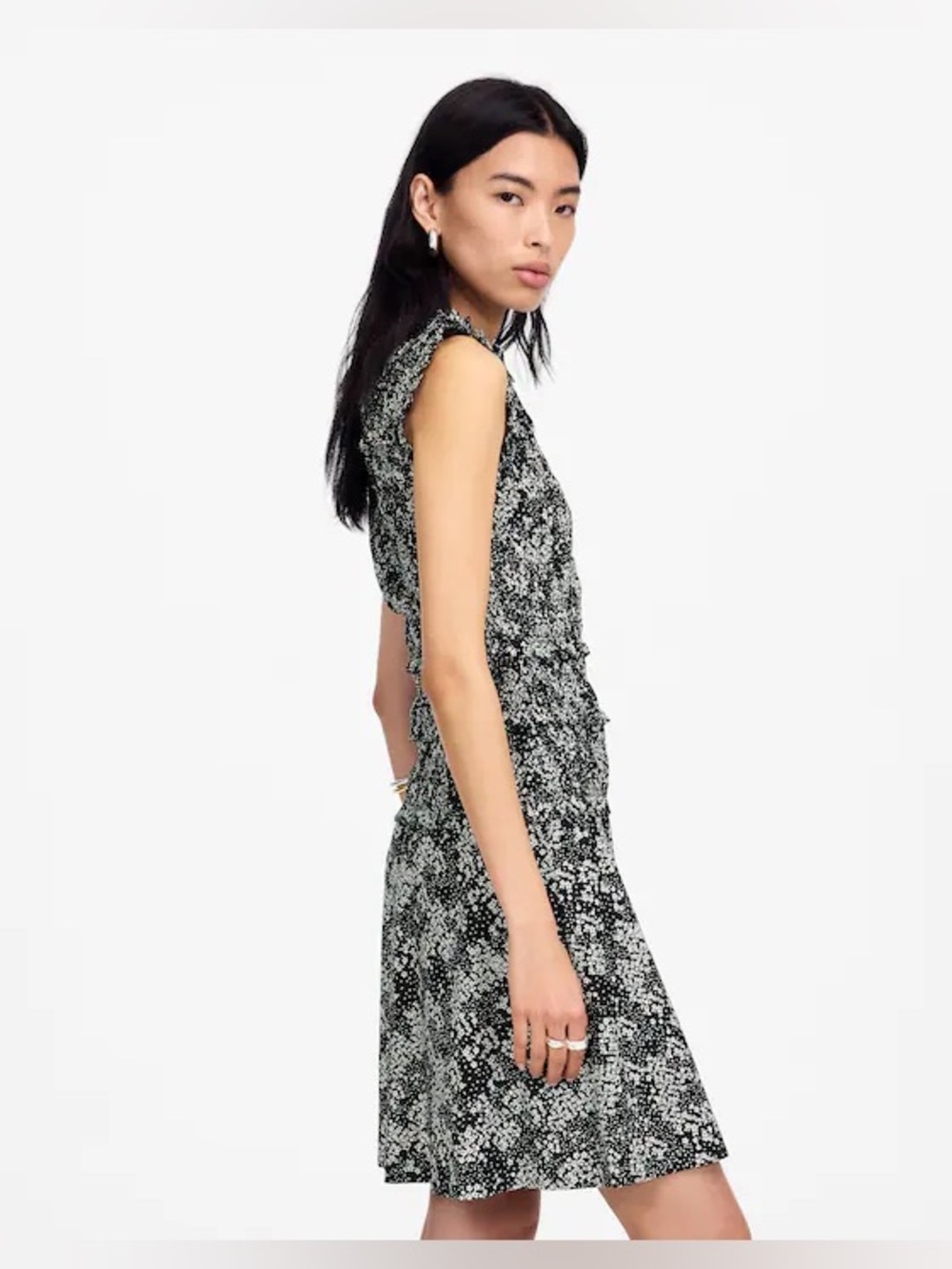 Madewell Smocked Crewneck Mini Dress in Floral - Picture 9 of 9